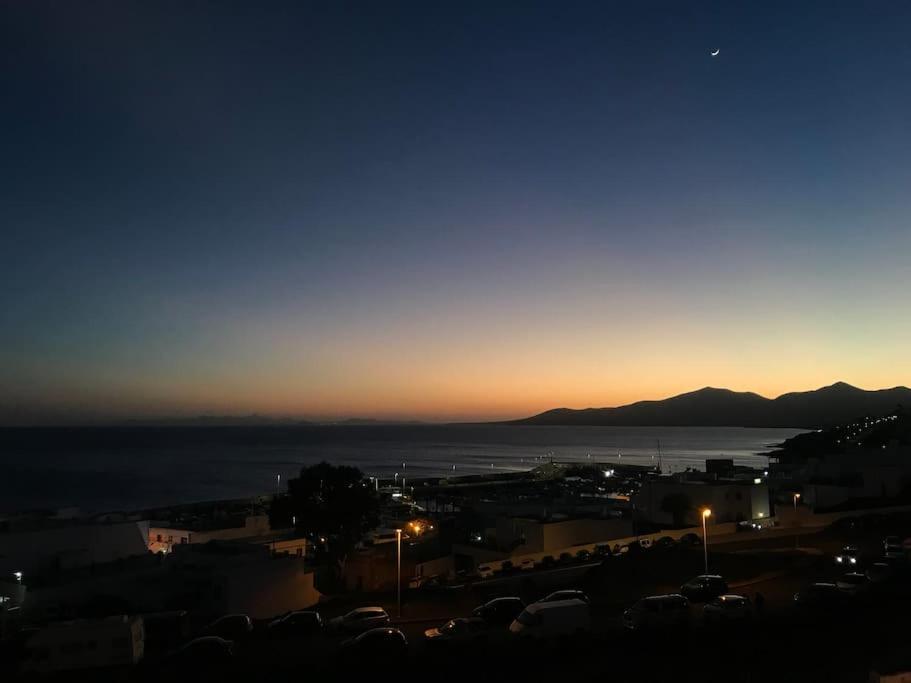 プエルト・デル・カルメンLuxury Sea Viewアパートメント エクステリア 写真